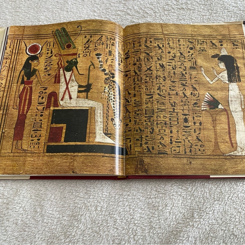 Egyptian Museum Cairo hardcover 1977 museums of the world​ - Picture 4 of 11